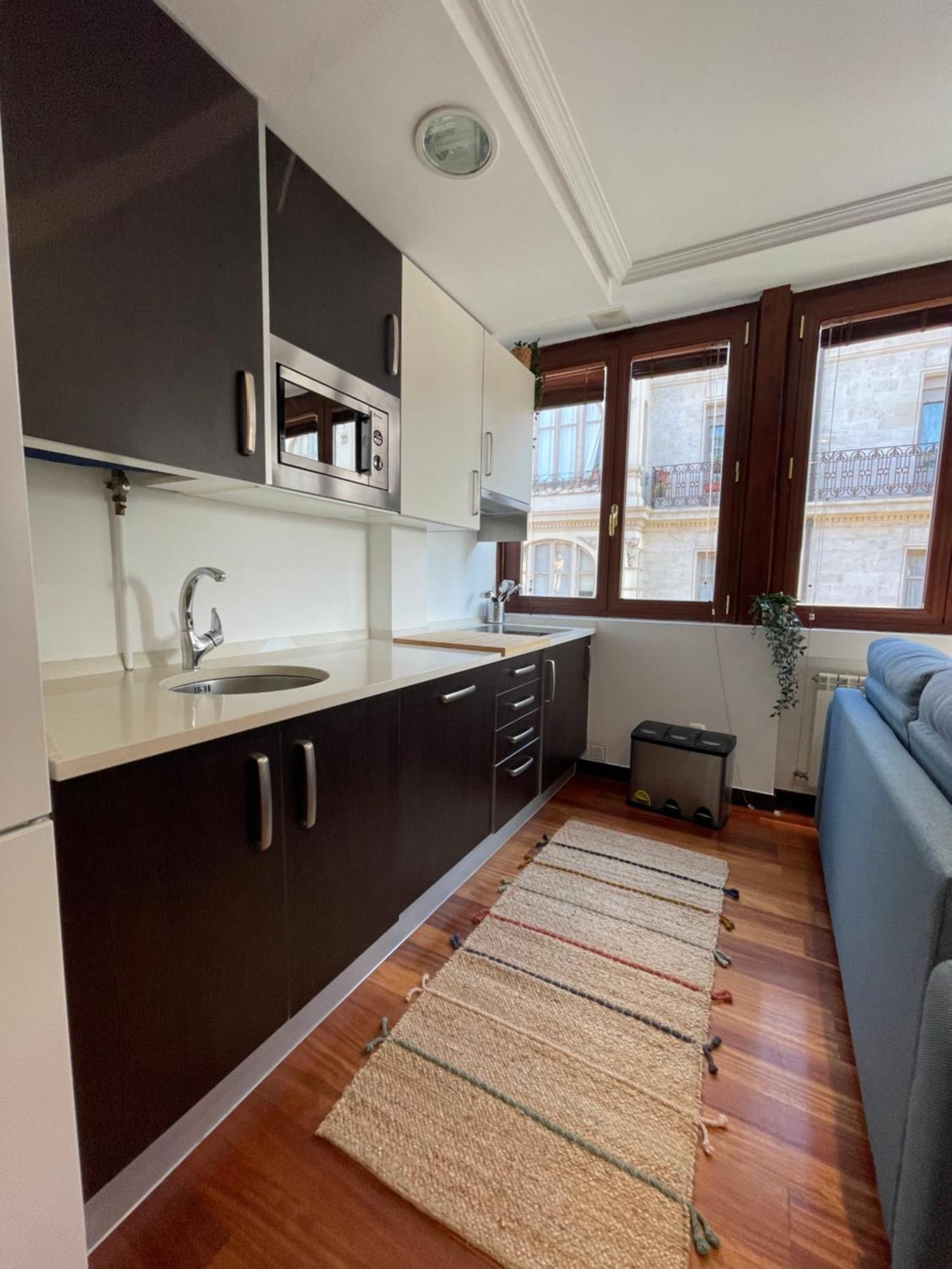 Atuaire Home Vivienda A Luminosa Parking Incluido En Plena Calle Comercial Burgo Екстериор снимка